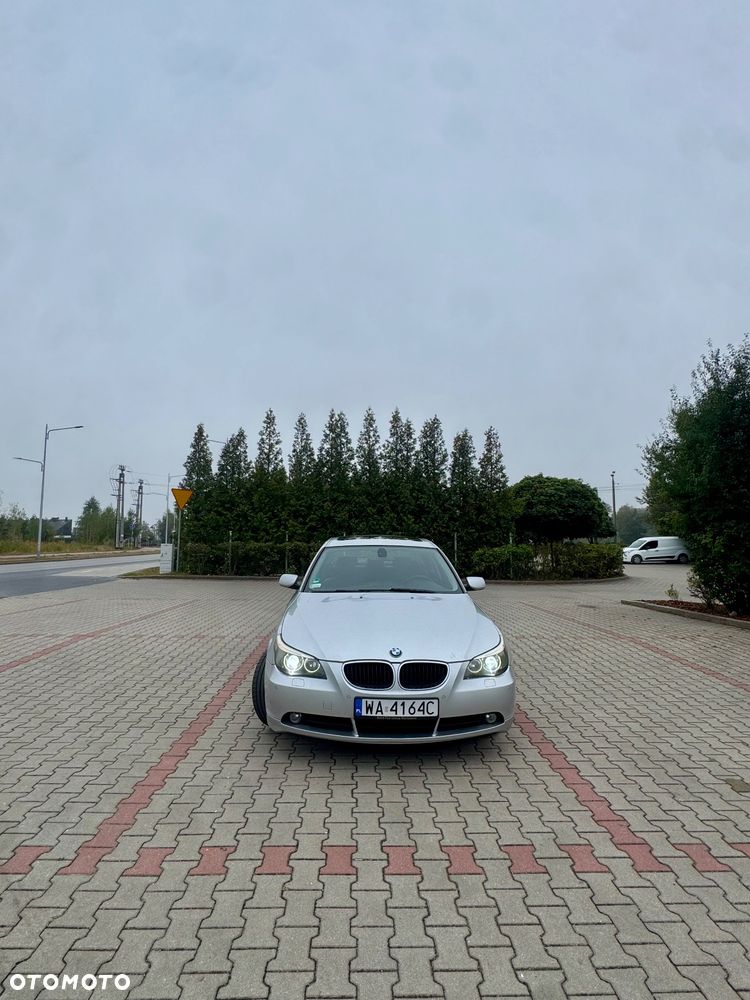 BMW Seria 5 525i - 7