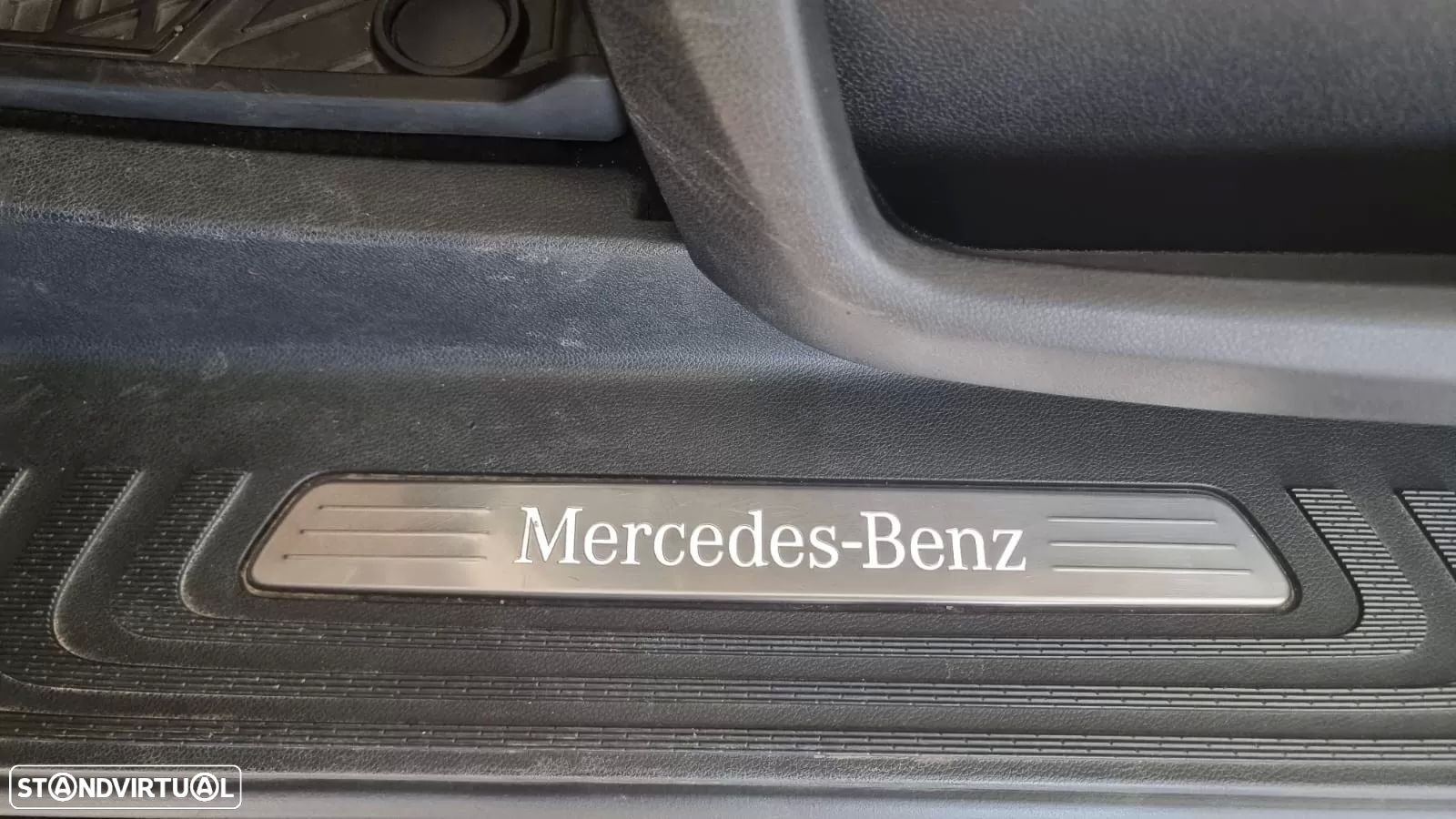 Mercedes-Benz V 300 d Longo Avantgarde - 17