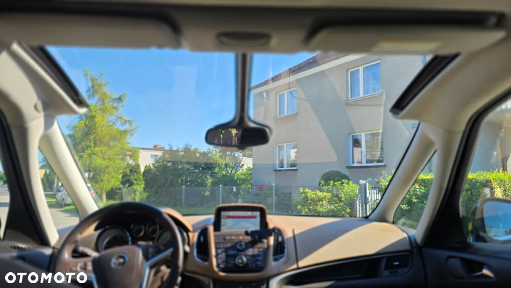 Opel Zafira Tourer 2.0 CDTI Innovation - 19