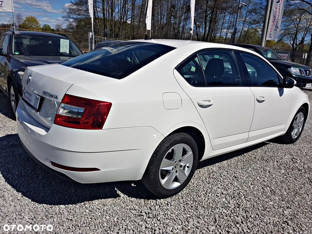 Skoda Octavia 2.0 TDI SCR Ambition - 6