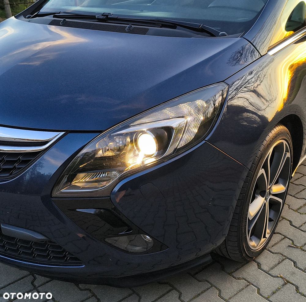 Opel Zafira - 11