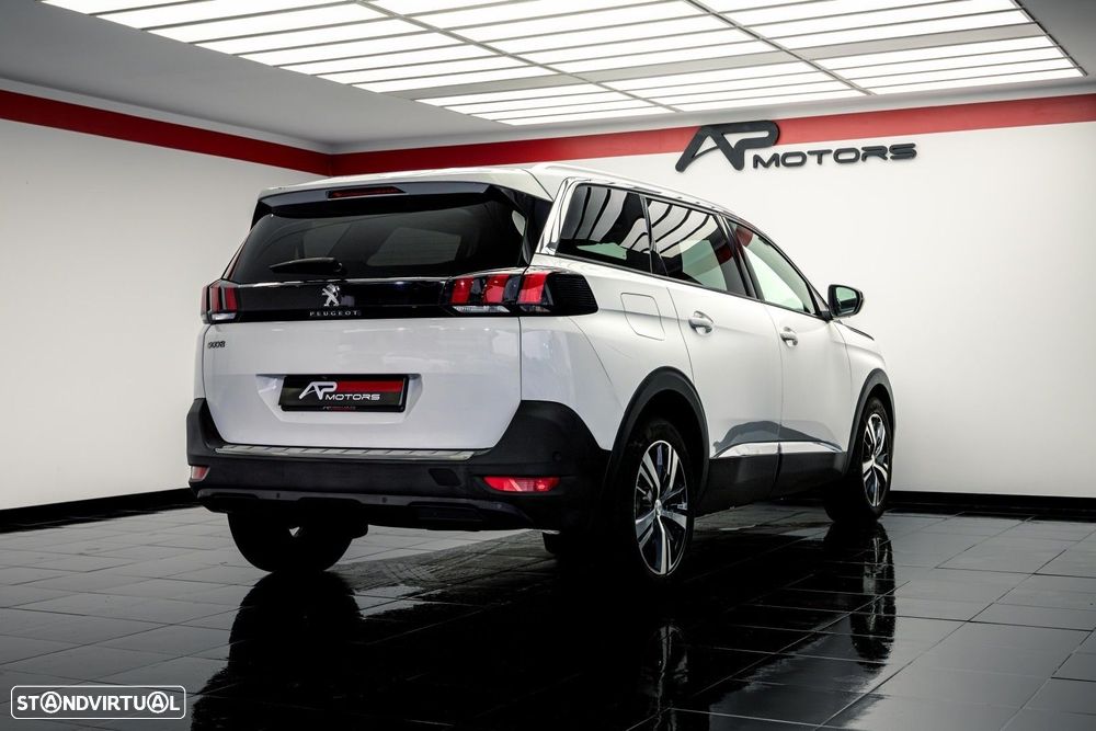 Peugeot 5008 1.5 BlueHDi Allure EAT8 - 5