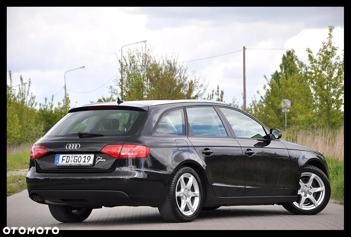 Audi A4 Avant 2.0 TDI DPF quattro S line Sportpaket (plus) - 4