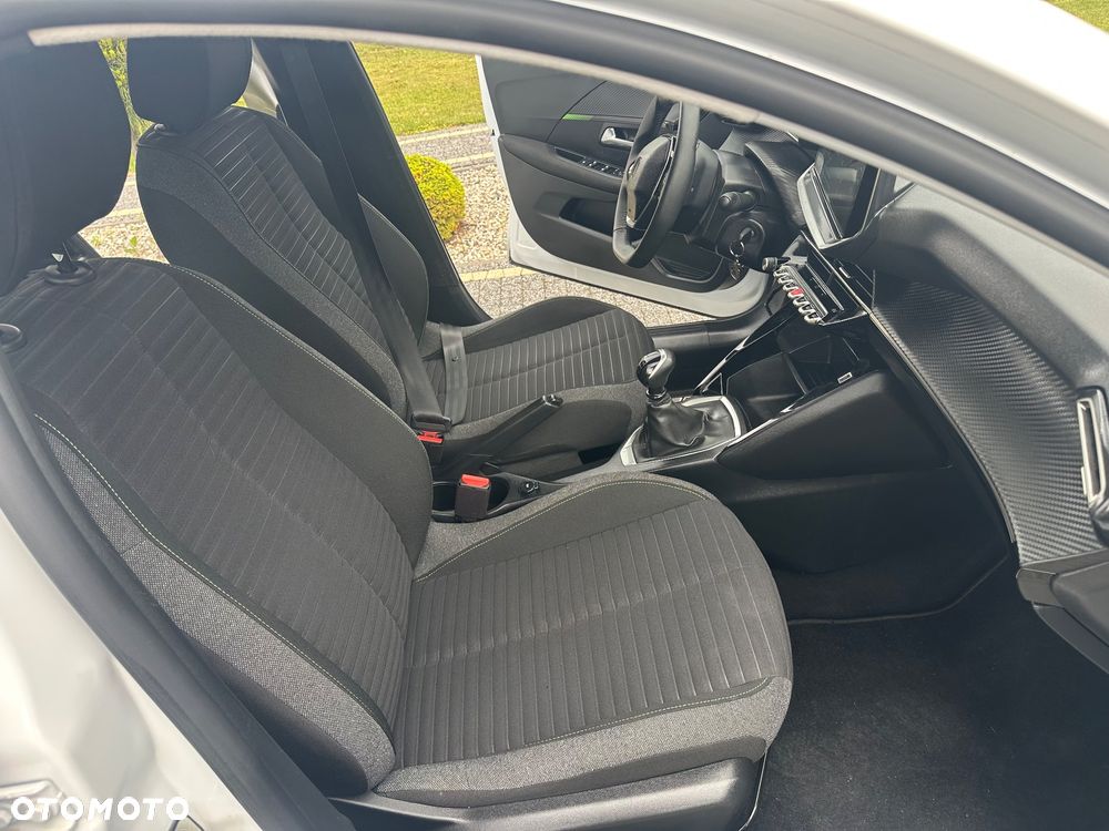 Peugeot 208 PureTech 100 Allure - 15