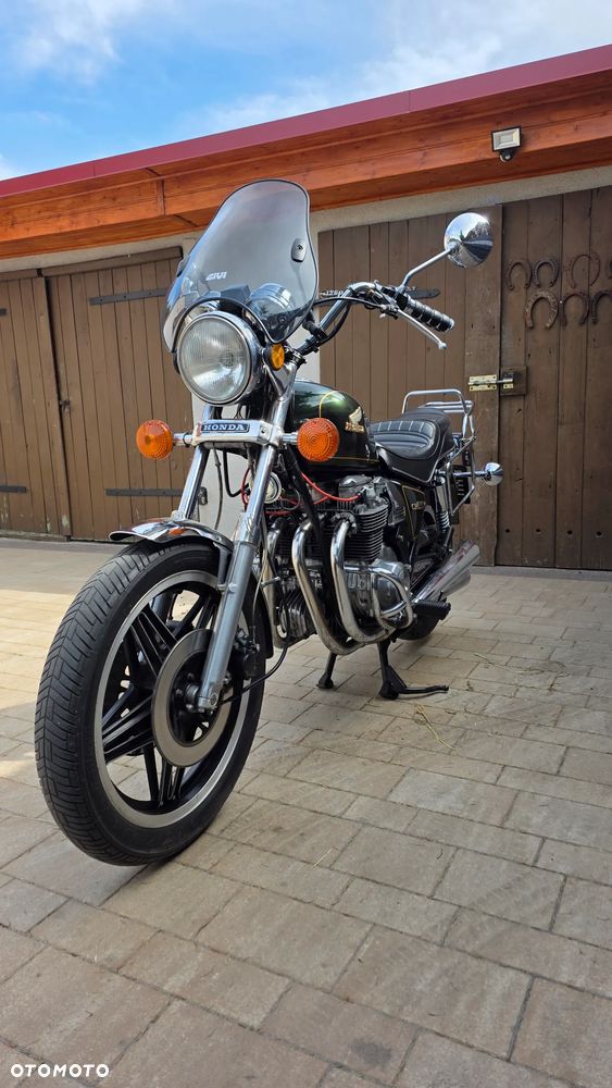 Honda CB - 2
