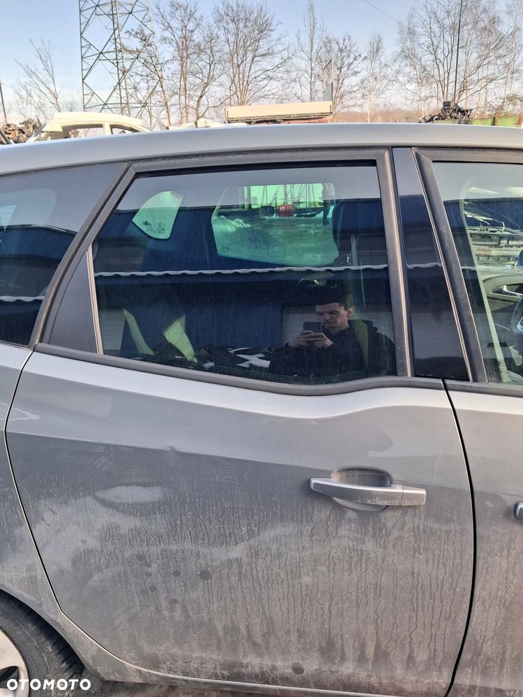 OPEL MERIVA B 2015 części - 16