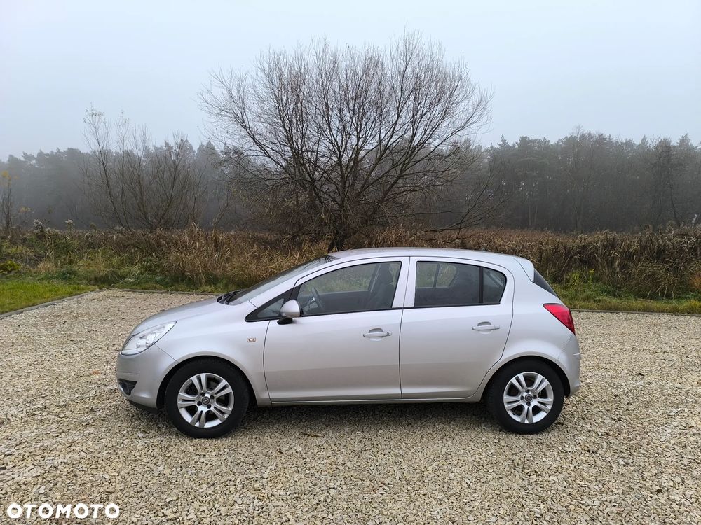Opel Corsa 1.4 16V Enjoy - 2