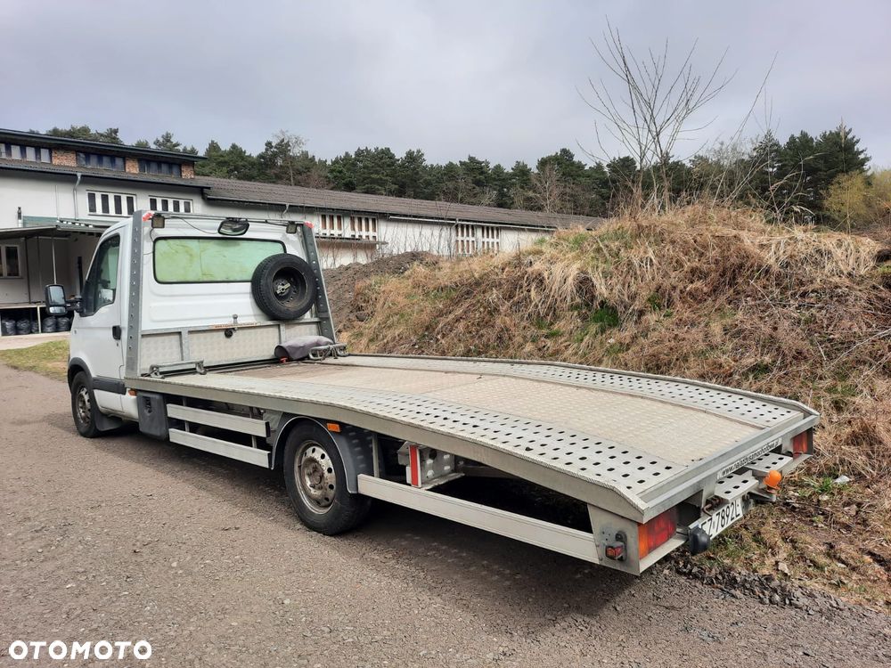 Nissan Interstar - 4