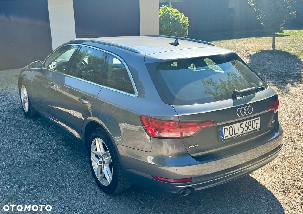 Audi A4 Avant 2.0 TDI S tronic - 5