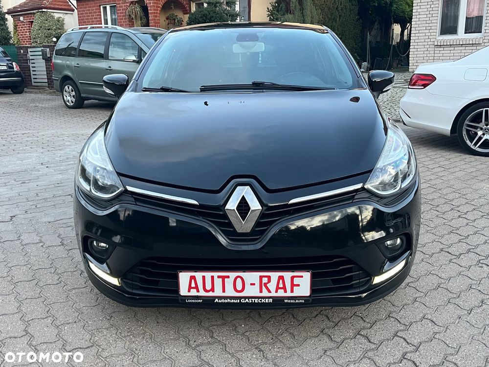 Renault Clio - 10