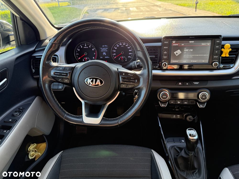 Kia Stonic 1.0 T-GDI L - 10