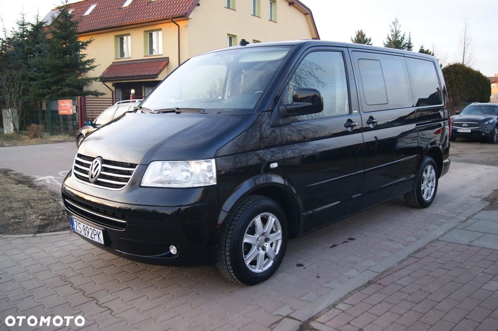 Volkswagen Multivan - 10