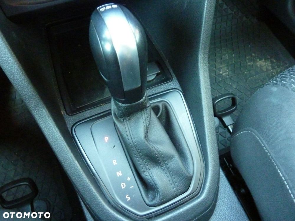 Volkswagen Caddy - 27