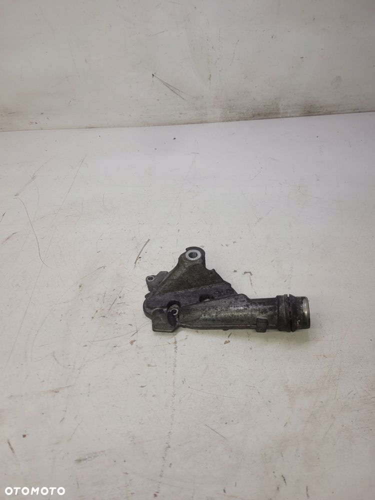 OBUDOWA TERMOSTATU AUDI S4 S5 A6 3.0 T 06E121161AN - 1