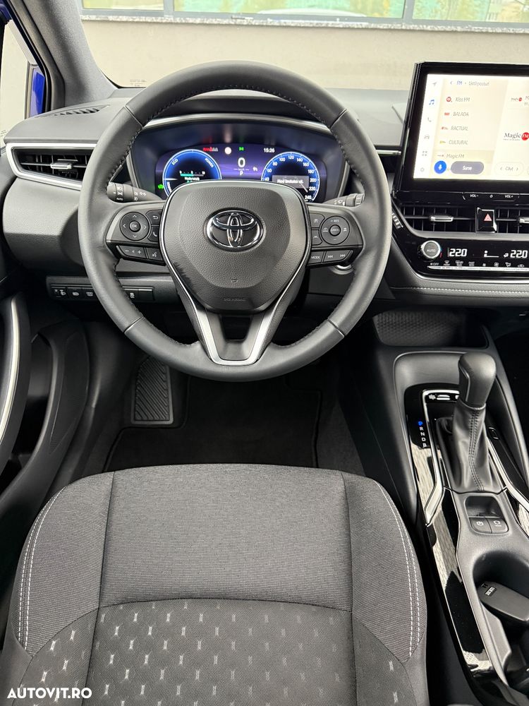Toyota Corolla 1.8 Hybrid Business Edition - 6