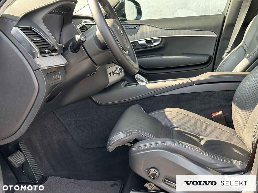 Volvo XC 90 - 24