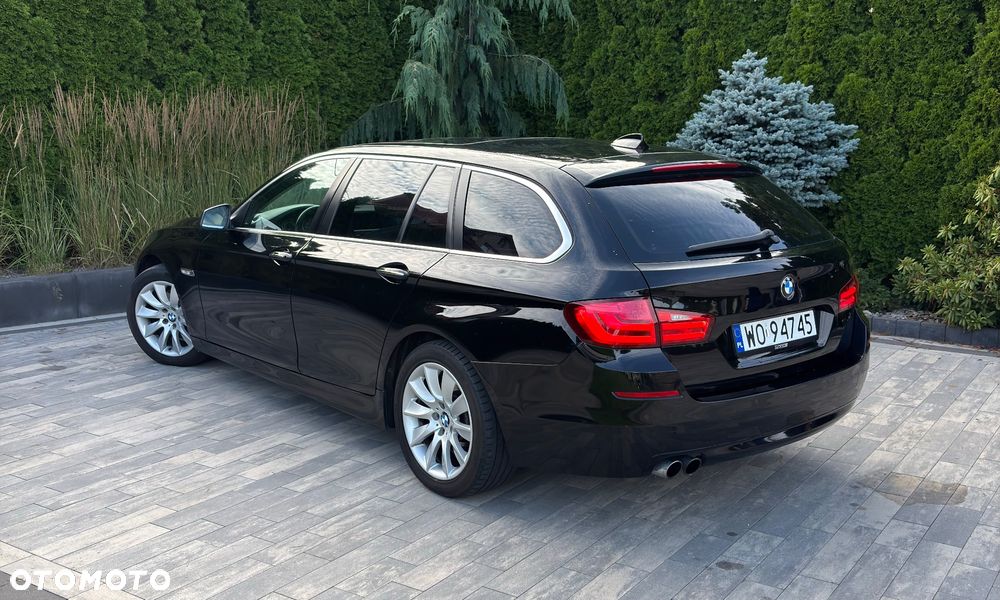 BMW Seria 5 520d Sport-Aut - 13