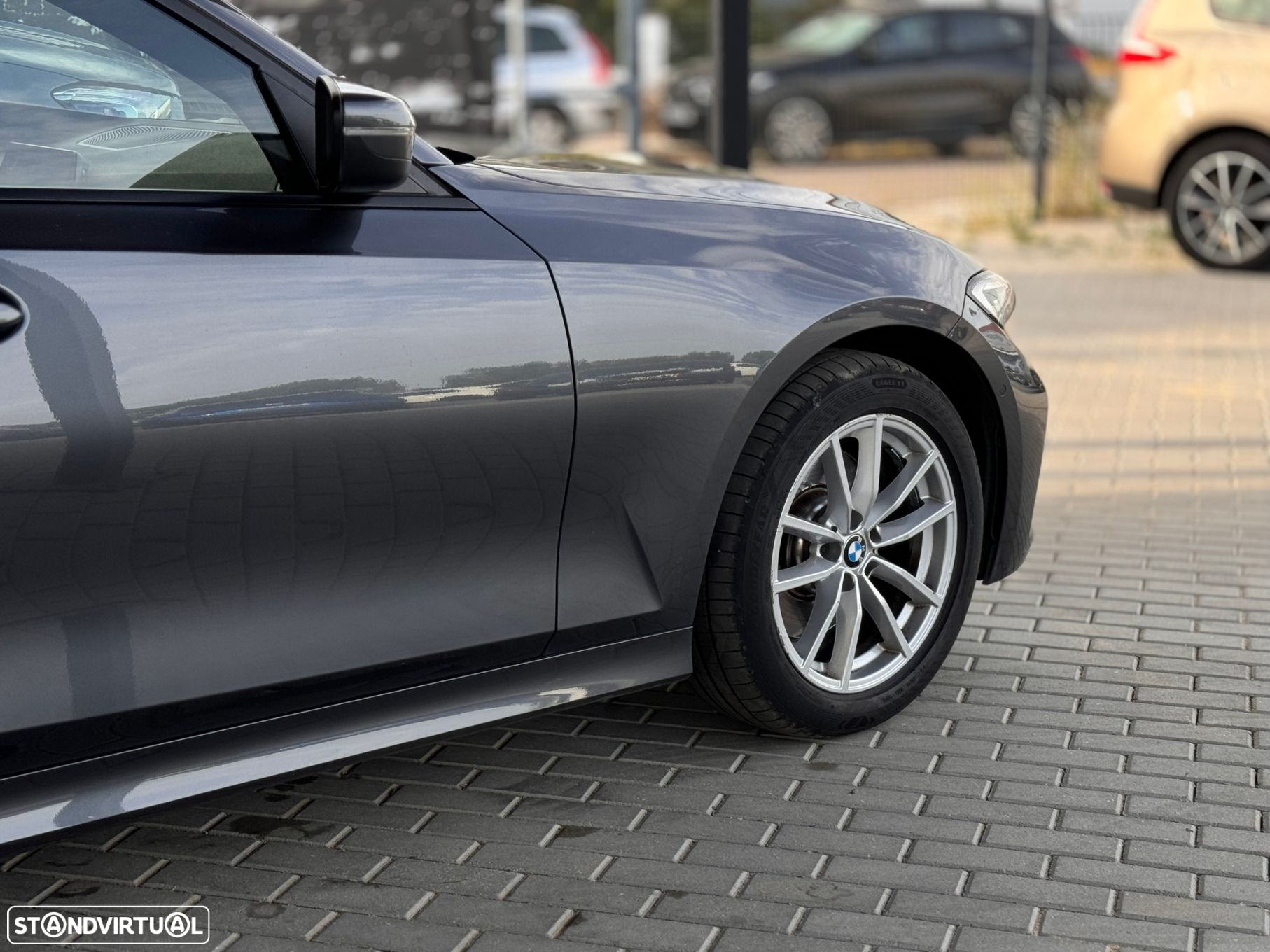 BMW 320 e Touring Auto - 9