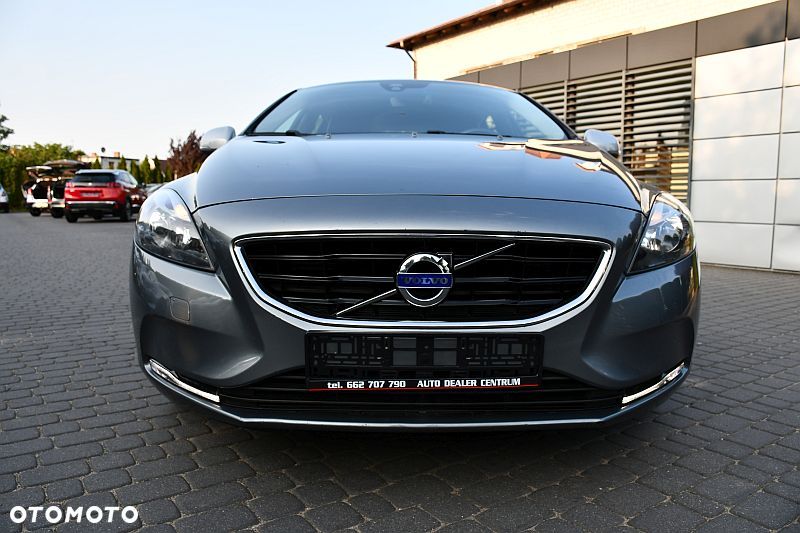 Volvo V40 T3 Momentum - 40