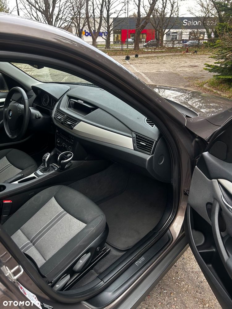 BMW X1 sDrive20i - 9