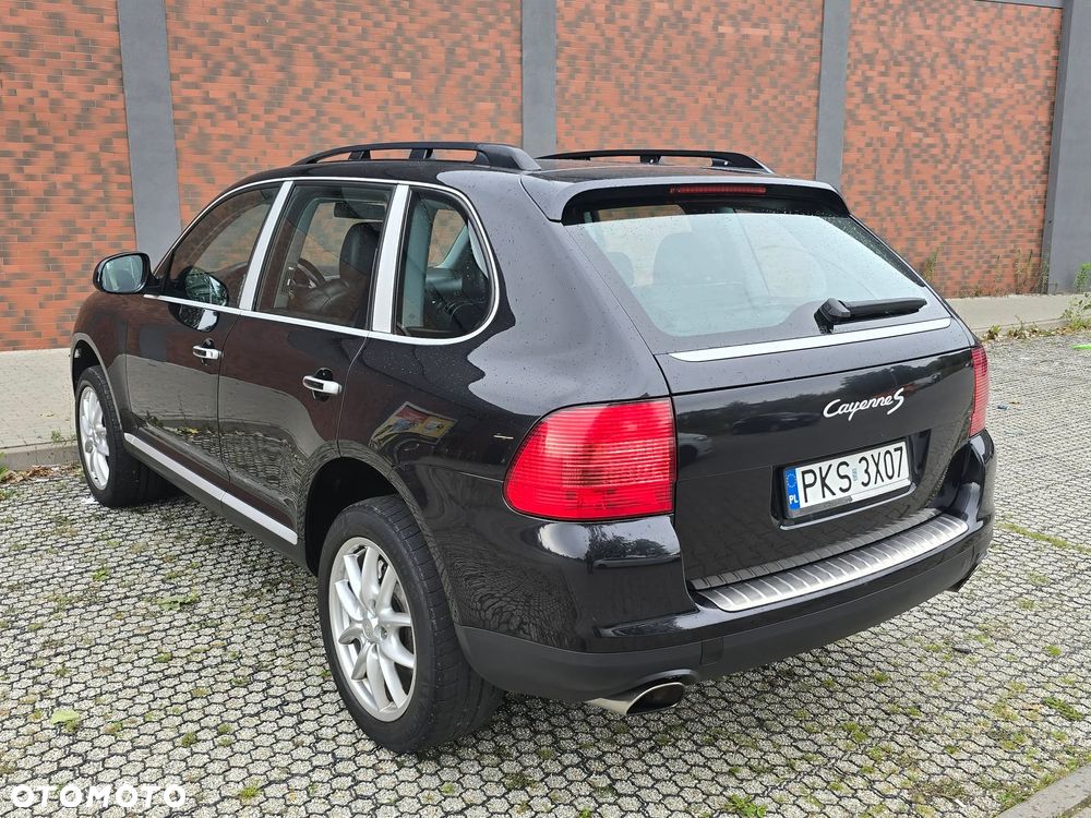 Porsche Cayenne - 18
