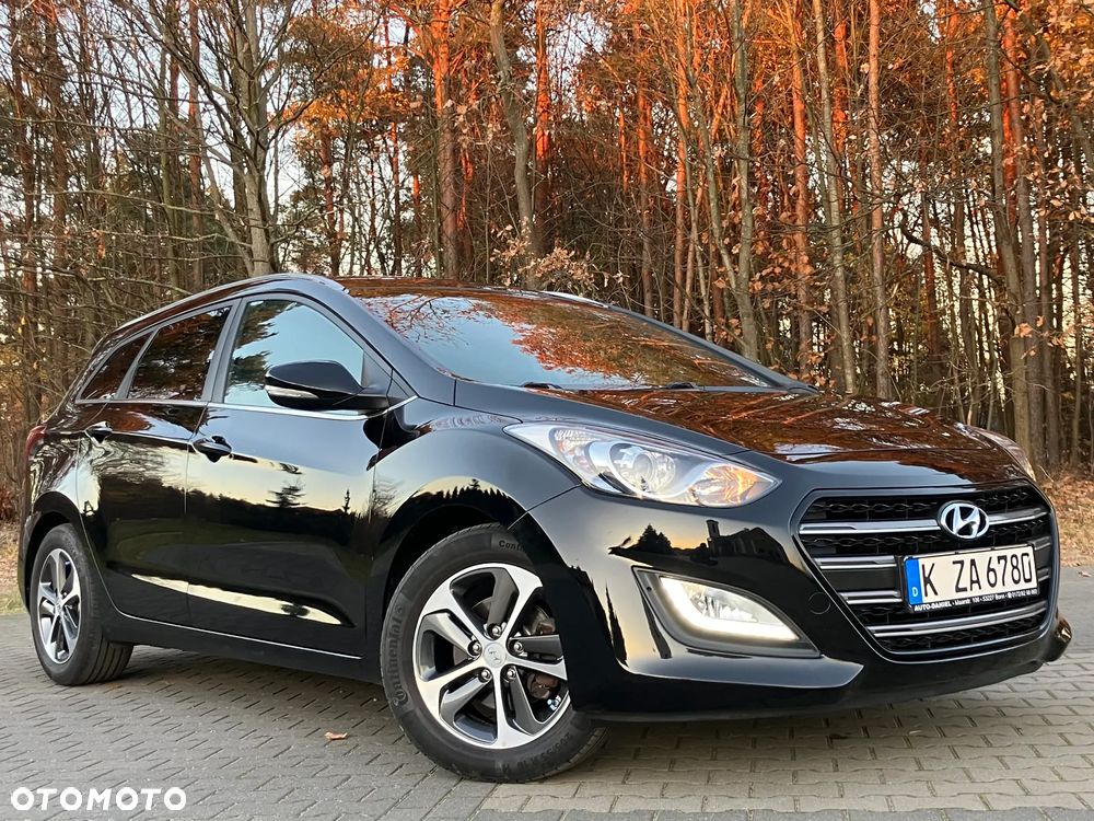 Hyundai i30 1.6 GDI BlueDrive Premium DCT - 16