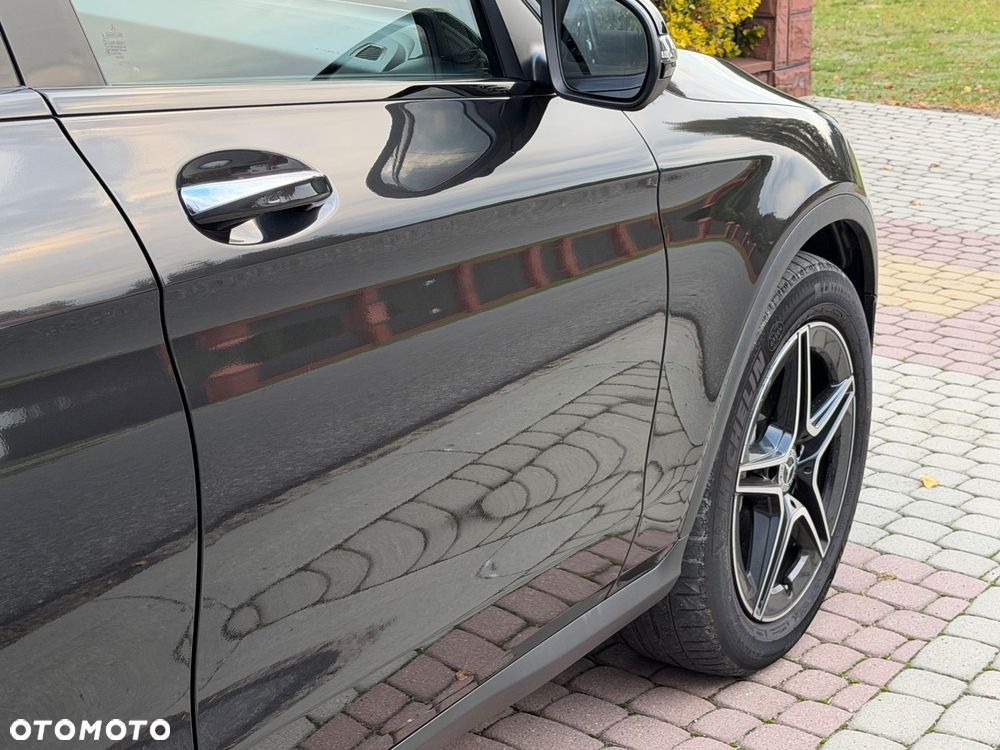 Mercedes-Benz GLC 220 d 4Matic 9G-TRONIC - 13