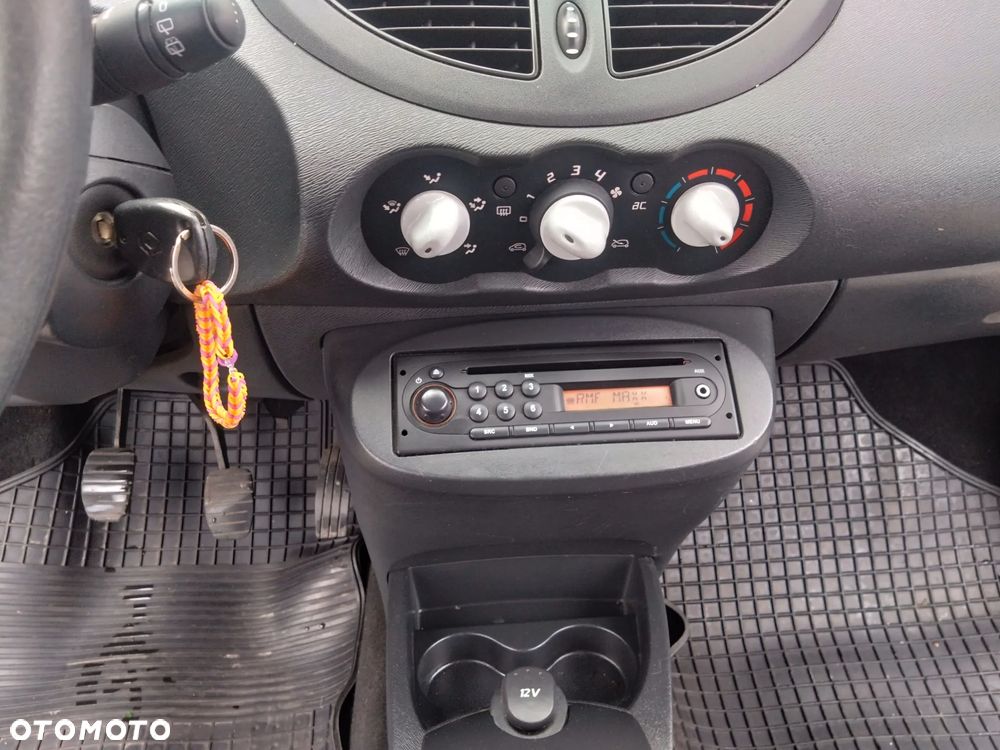 Renault Twingo 1.2 LEV 16V 75 Yahoo - 10