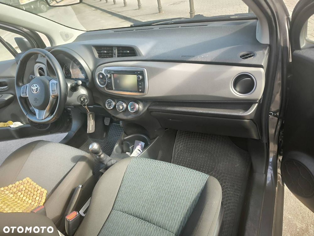 Toyota Yaris 1.33 Sol - 18