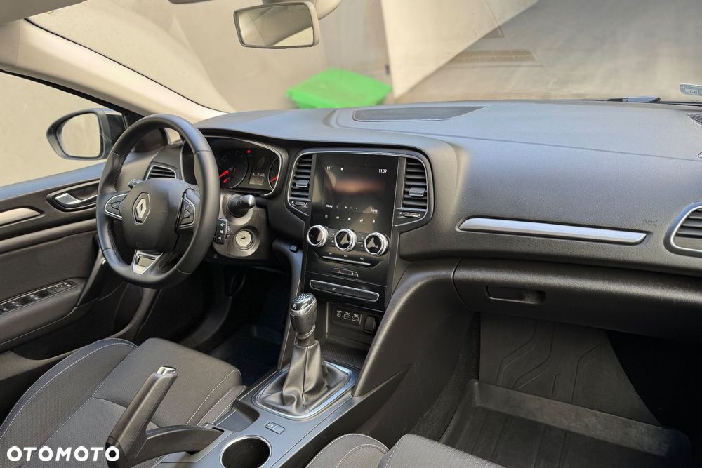 Renault Megane 1.0 TCe Zen - 28