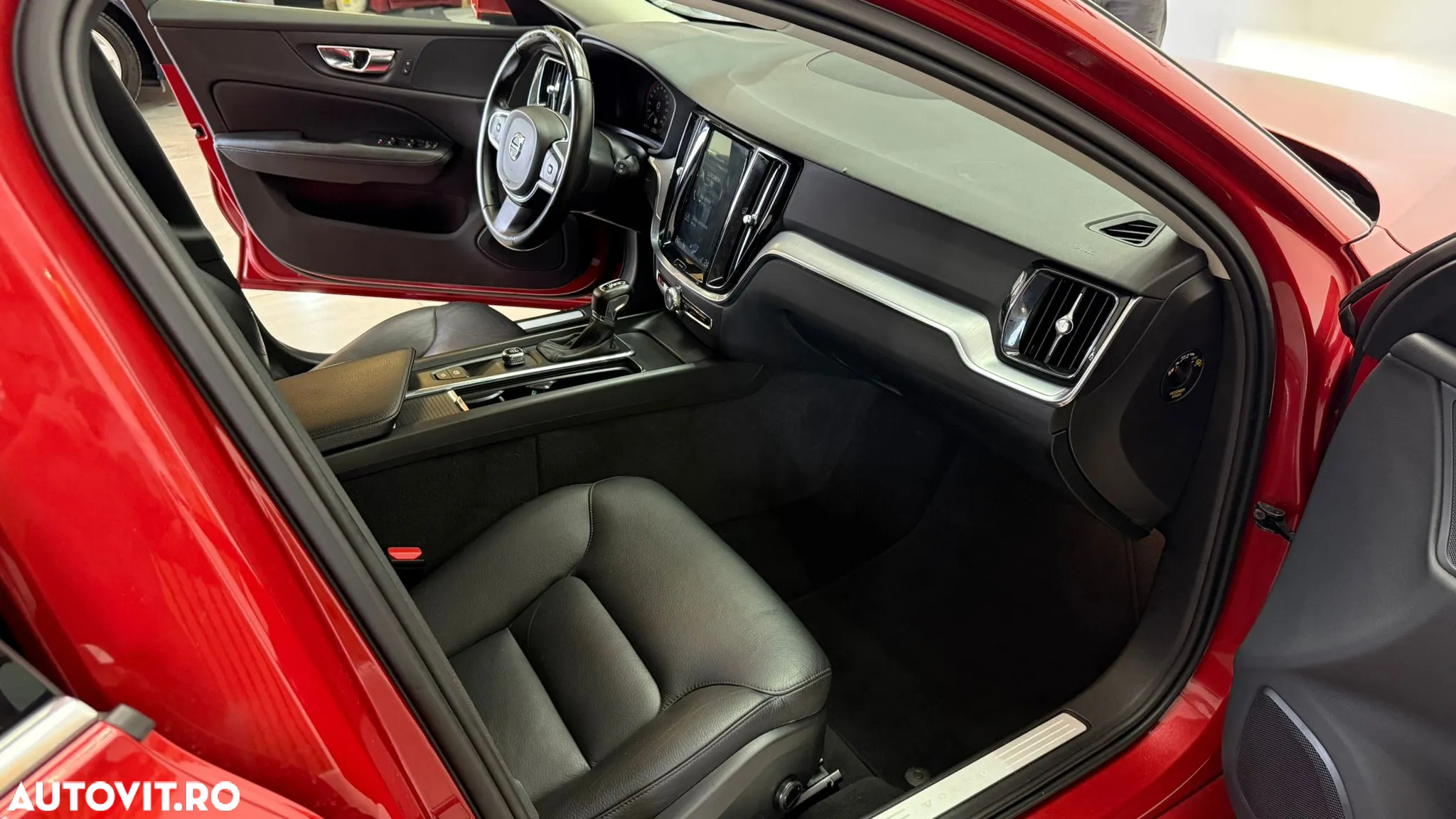 Volvo V60 D3 Momentum - 8
