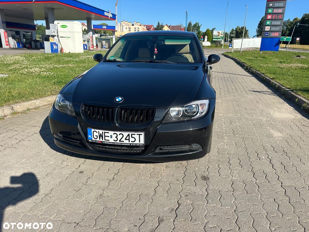 BMW Seria 3 - 1