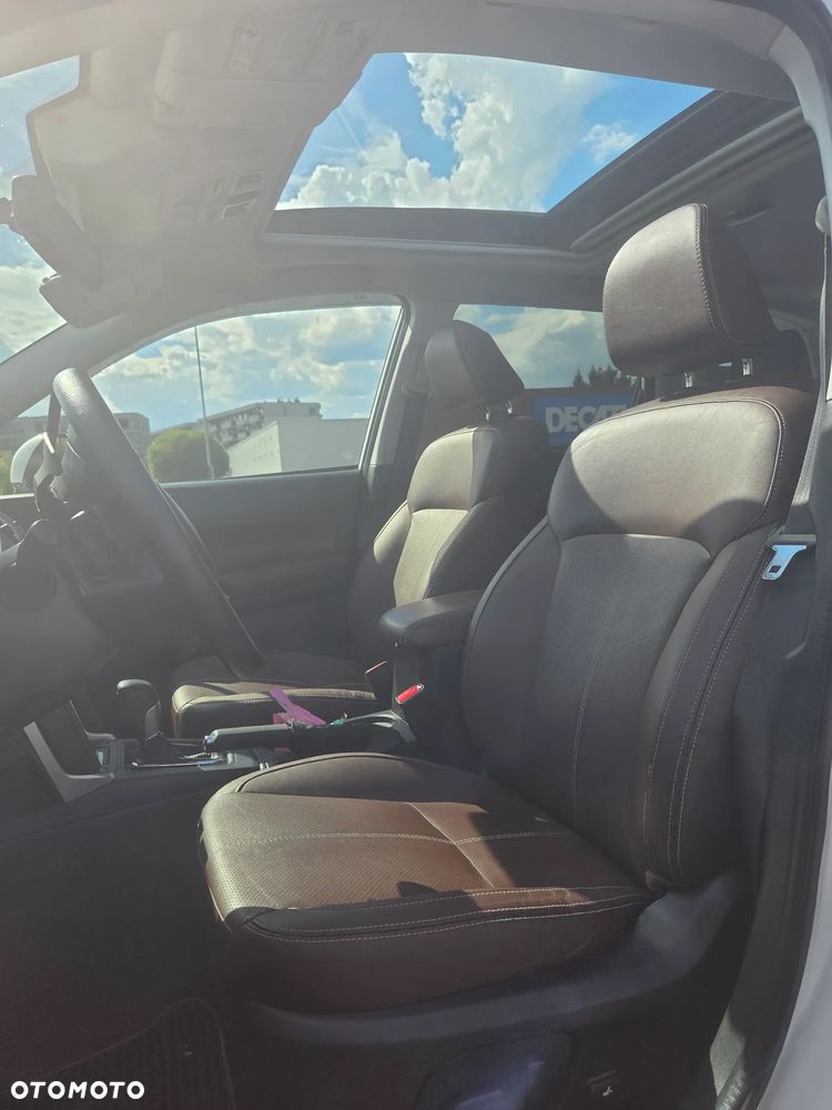 Subaru Forester 2.0 XT Sport Lineartronic - 11