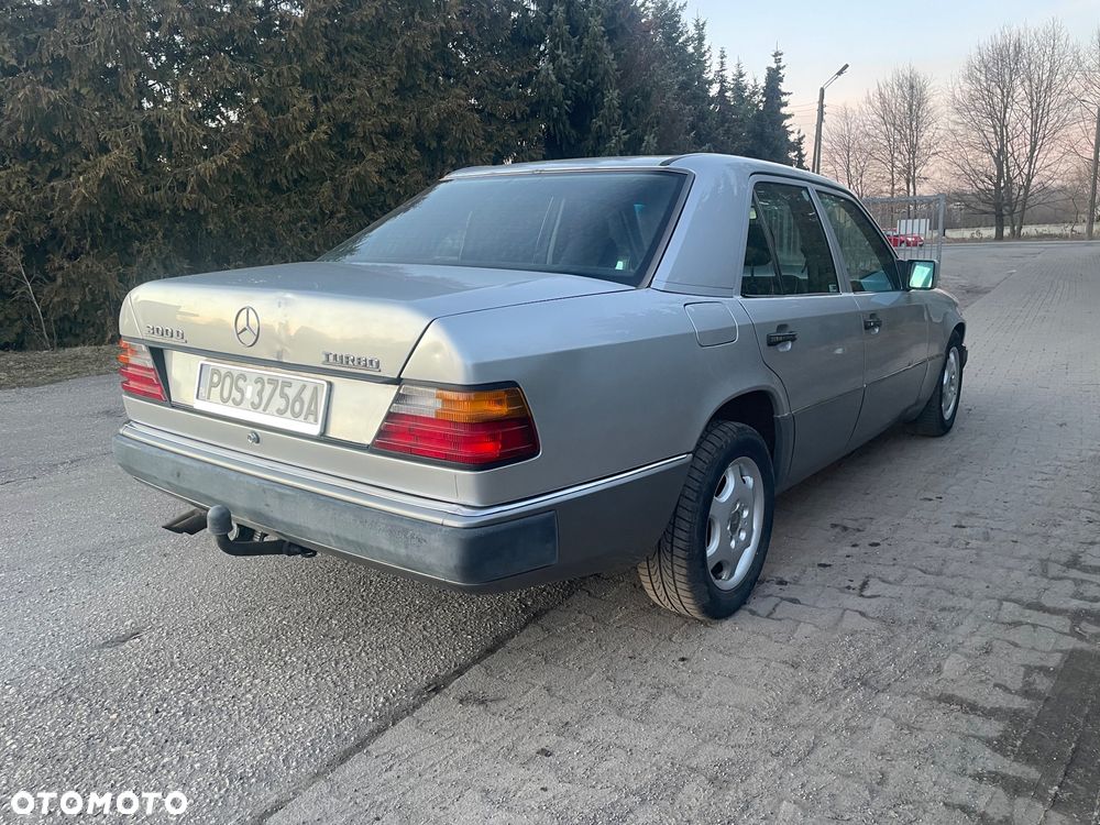 Mercedes-Benz W124 (1984-1993) - 3