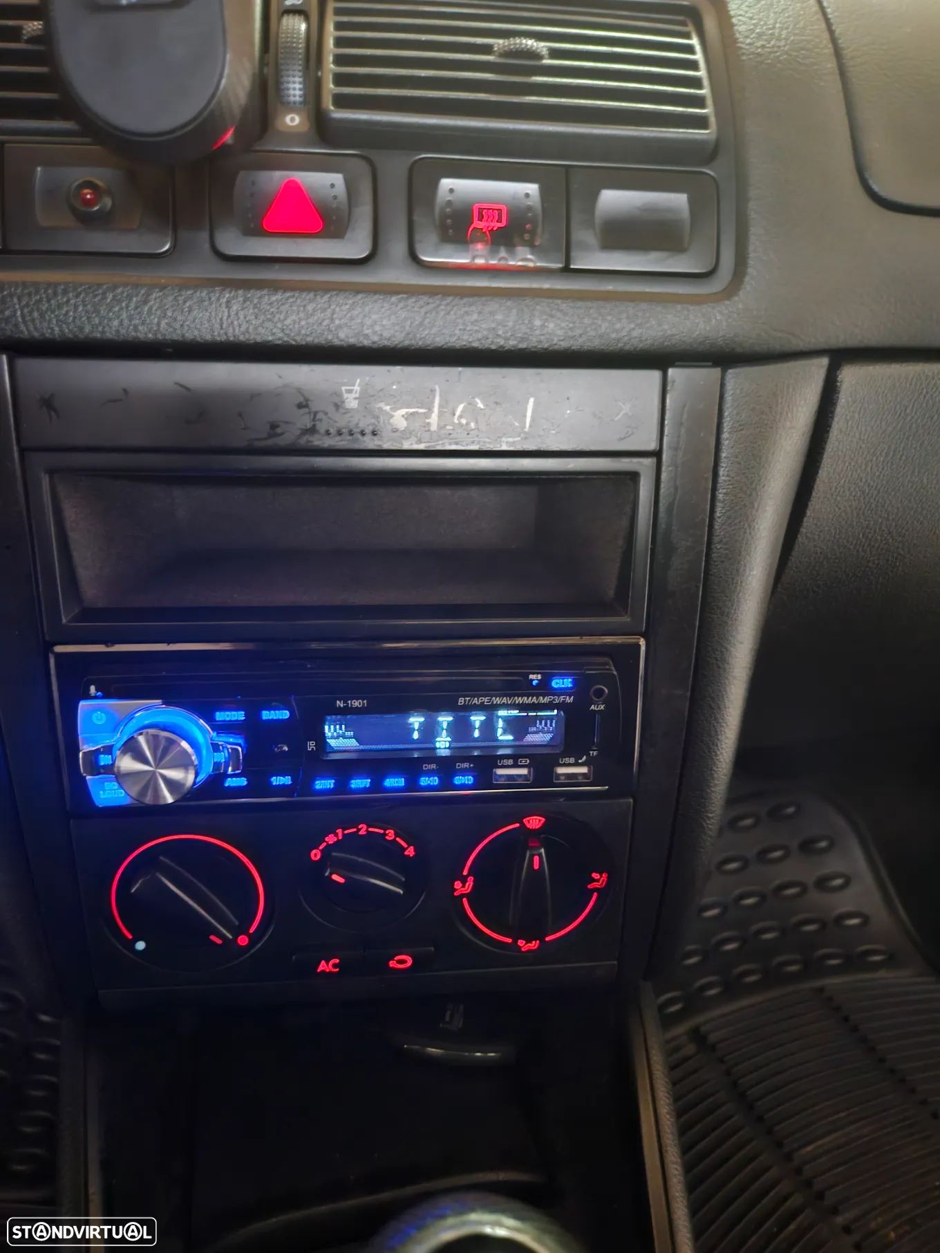 VW Golf 1.4i Confort - 11