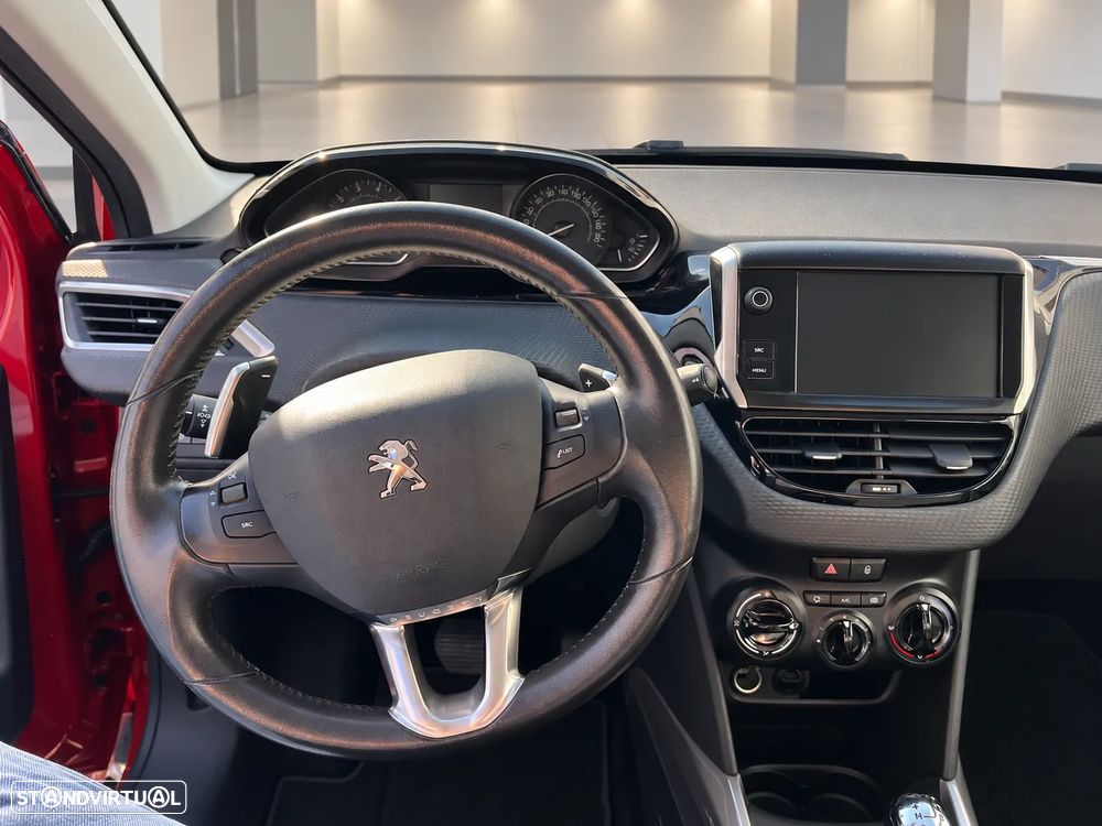 Peugeot 2008 - 9