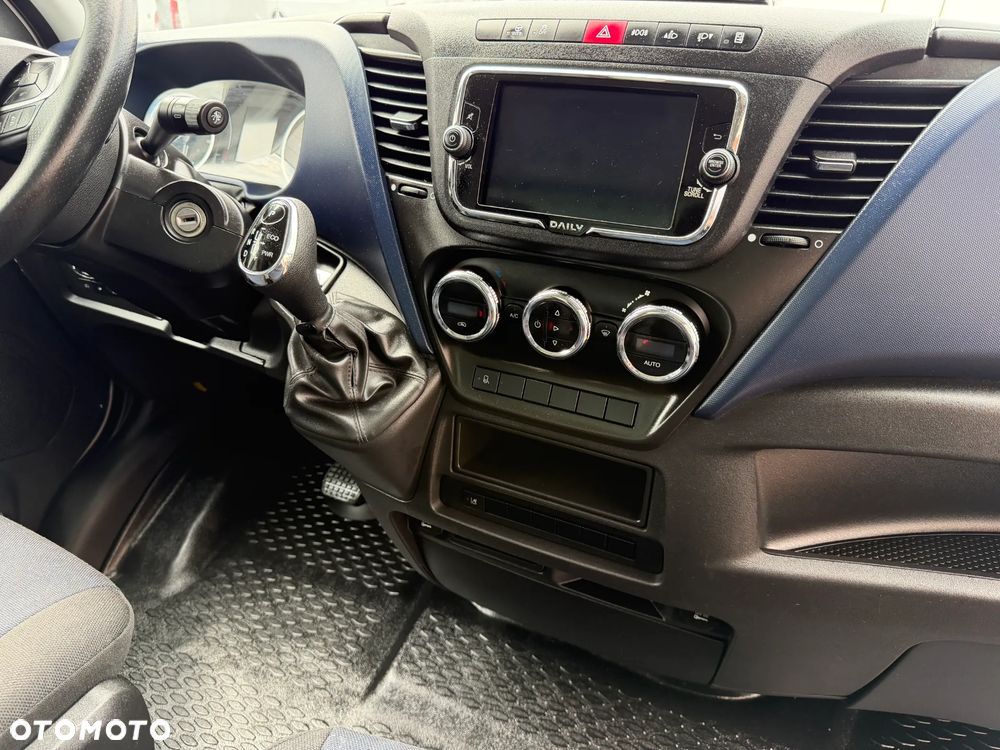 Iveco Daily 3,0 10 EP Izoterma Winda - 24