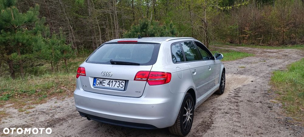 Audi A3 Sportback 2.0 TDI Ambiente - 14