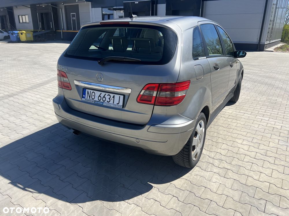 Mercedes-Benz Klasa B 200 Autotronic - 4