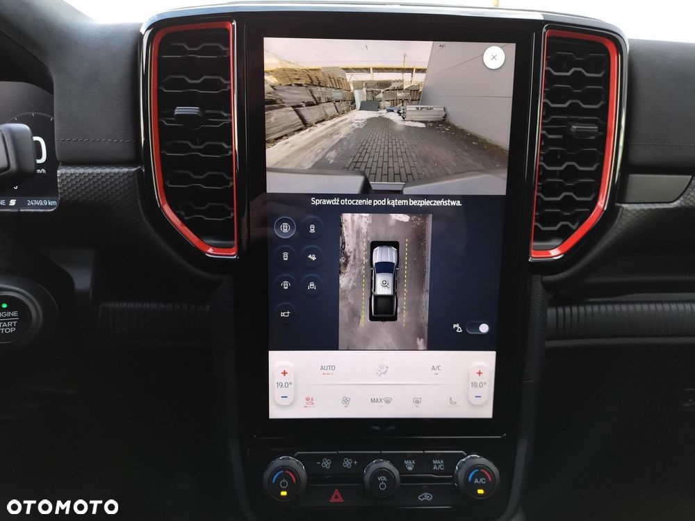 Ford Ranger Raptor - 21