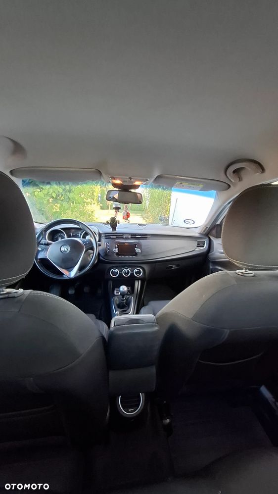 Alfa Romeo Giulietta 1.6 JTDM Super - 12