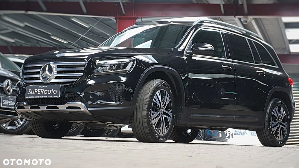 Mercedes-Benz GLB 200 7G-DCT - 7