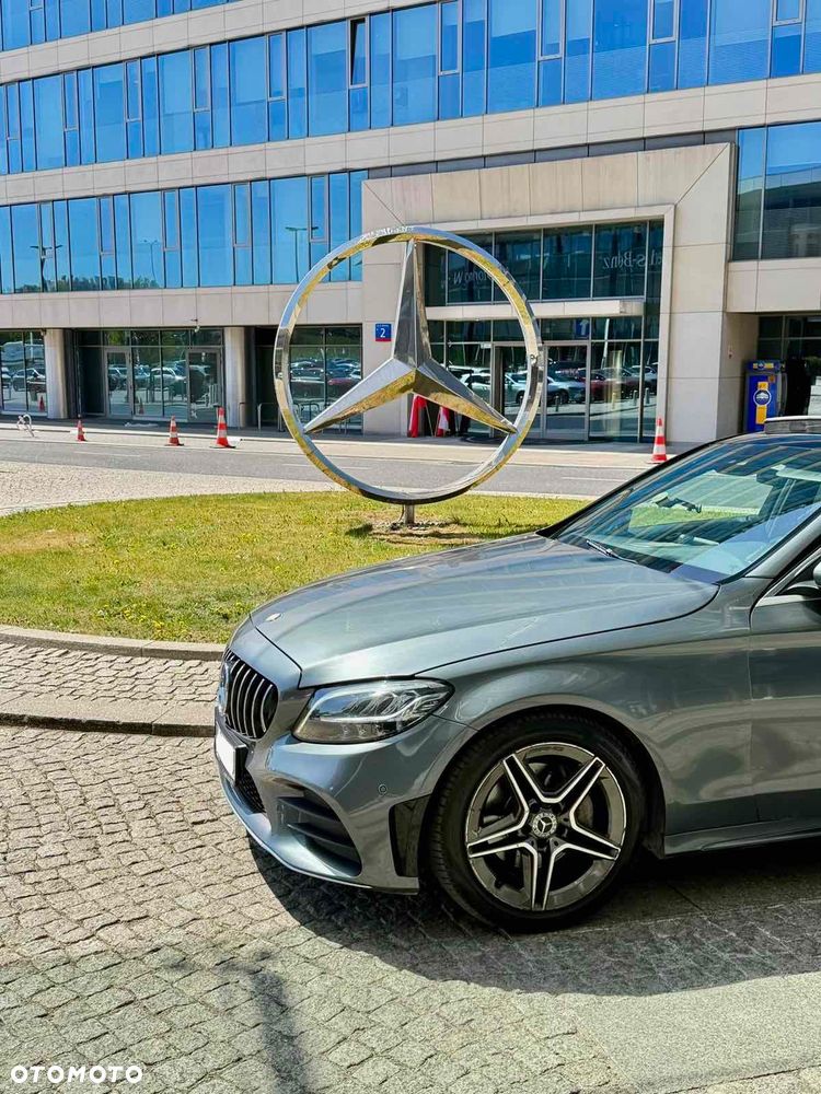 Mercedes-Benz Klasa C 300 d 4MATIC 9G-TRONIC - 27