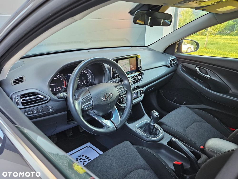 Hyundai i30 1.0 T-GDI Smart - 9