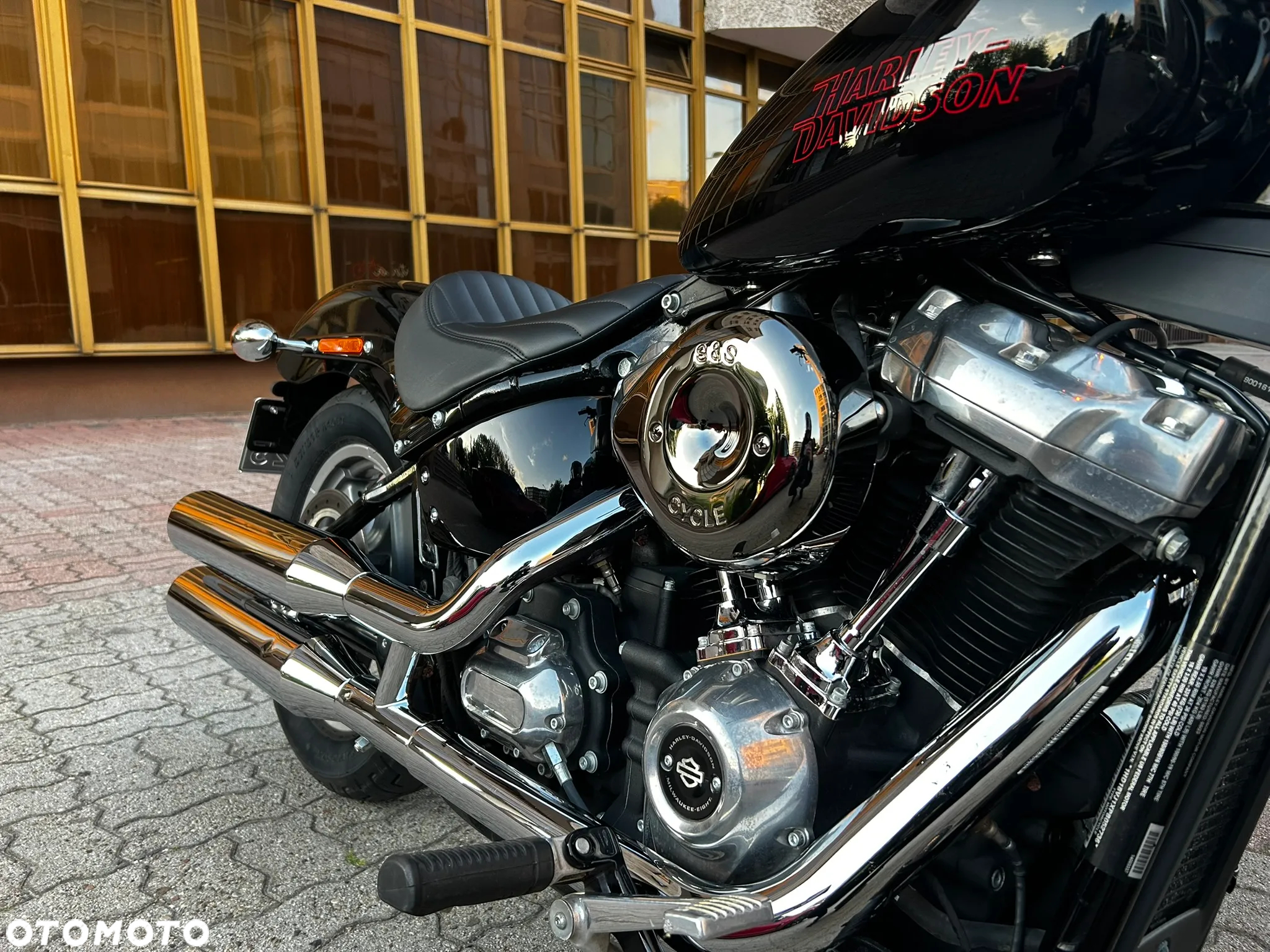 Harley-Davidson Softail Standard - 16