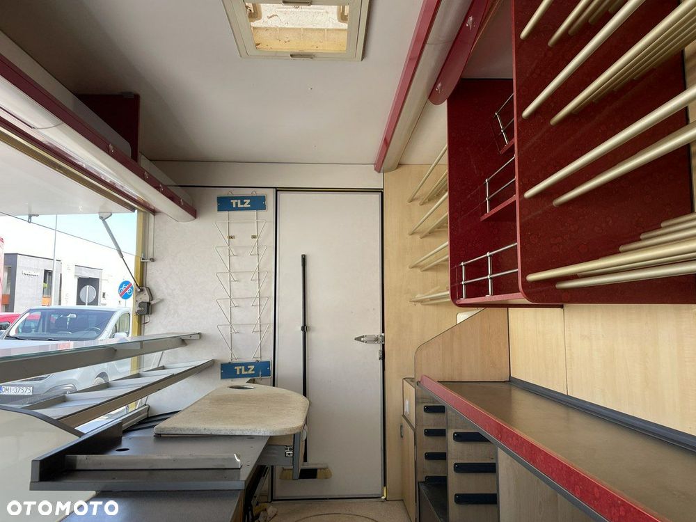 Mercedes-Benz Sprinter - 5