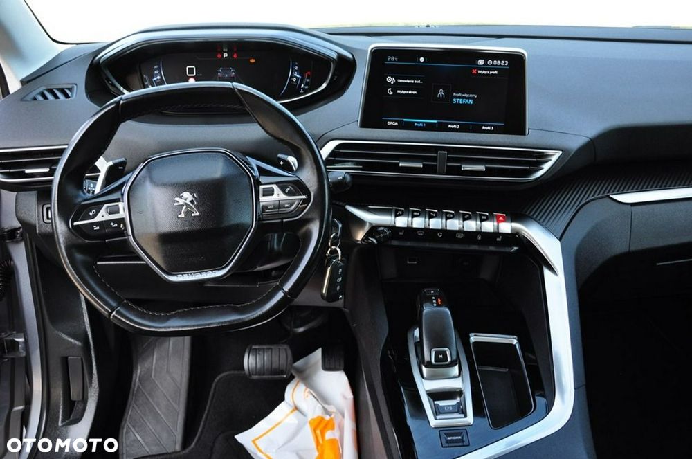 Peugeot 3008 - 25