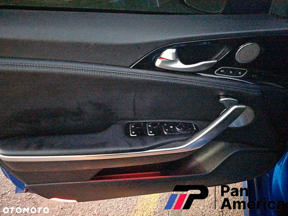 Kia Stinger 2.0 T-GDI L - 12