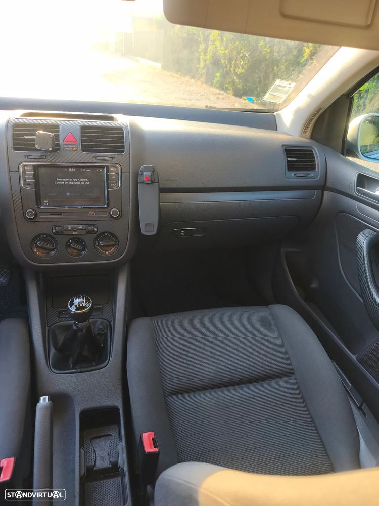 VW Golf 2.0 TDi Individual - 14