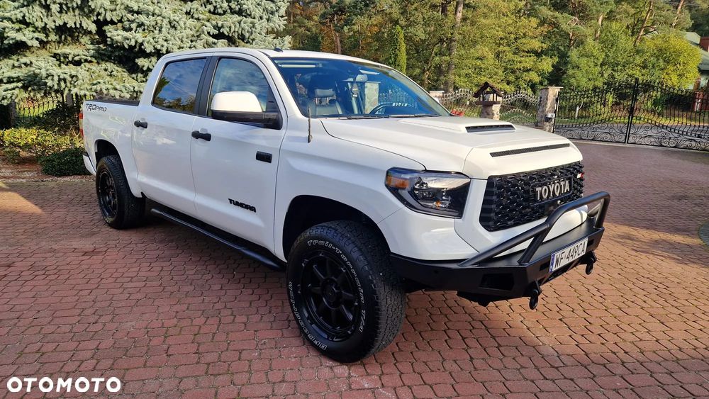 Toyota Tundra - 4